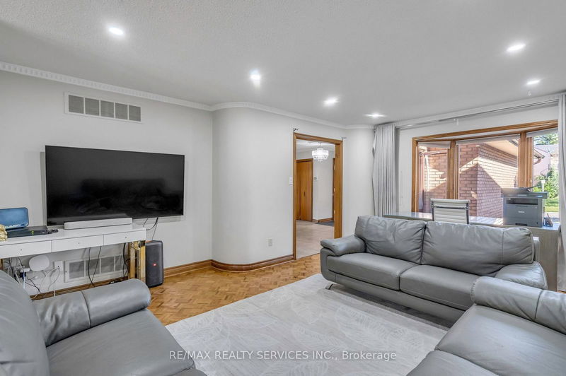 4266 Sugarbush Rd  Mississauga, L5B 2X7 | Image 20