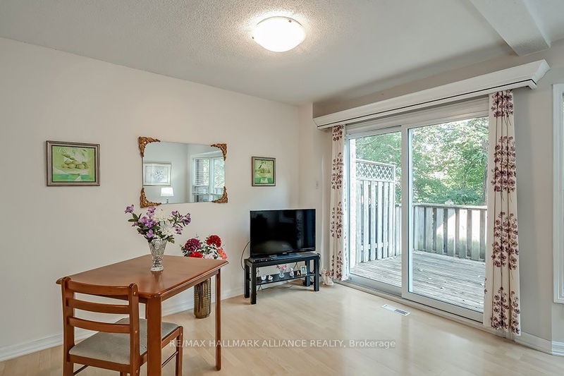  12 - 2004 Glenada Cres  Oakville, L6H 5P5 | Image 10