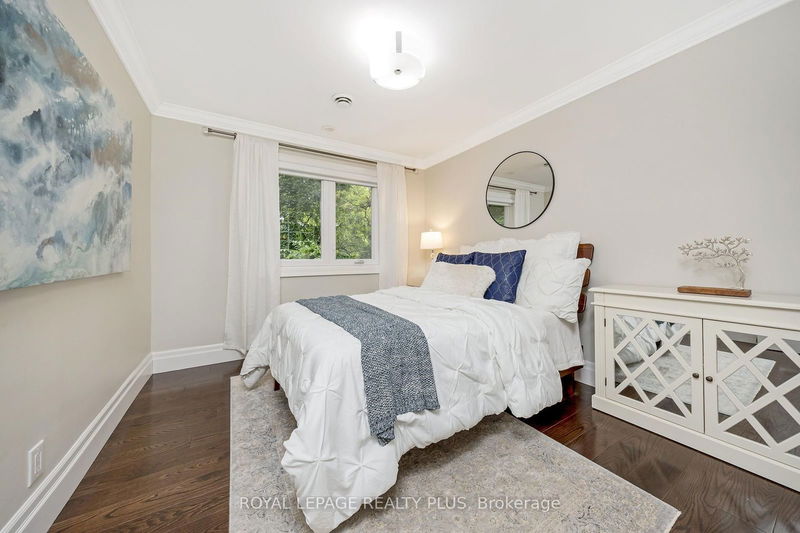 177 Breezy Pines Dr  Mississauga, L5B 1B3 | Image 23