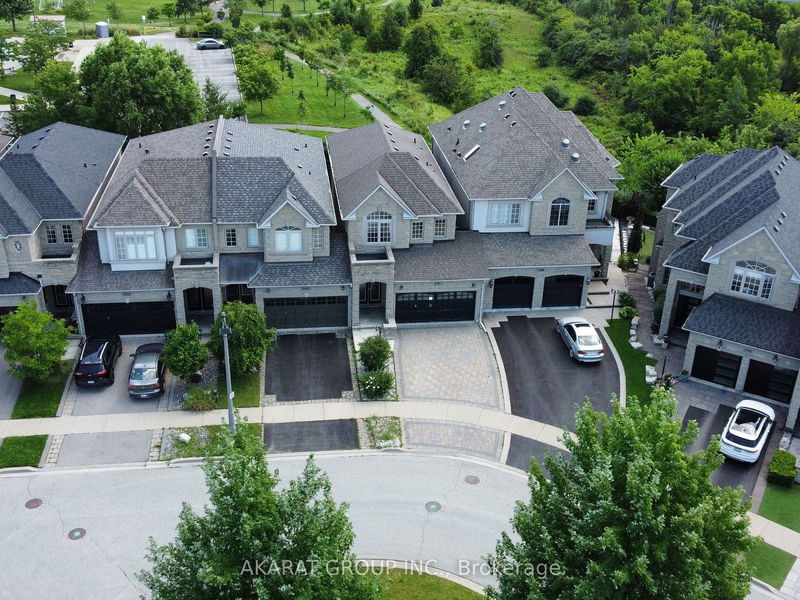 3104 Cardross Crt  Oakville, L6M 0A1 | Image 1