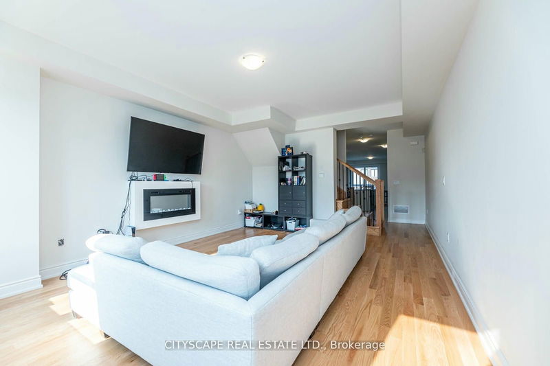 3243 Sixth Line  Oakville, L6H 0V9 | Image 28