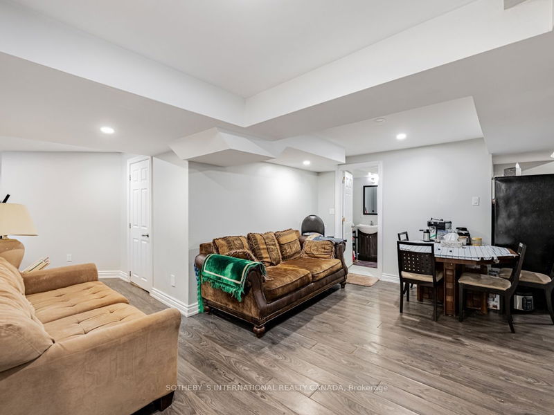 5930 Bassinger Pl  Mississauga, L5M 6K5 | Image 29