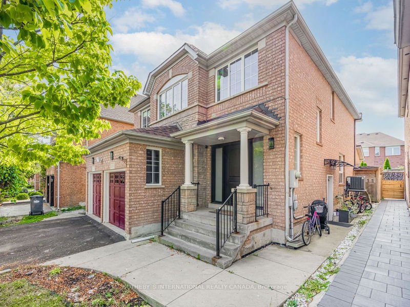 5930 Bassinger Pl  Mississauga, L5M 6K5 | Image 3