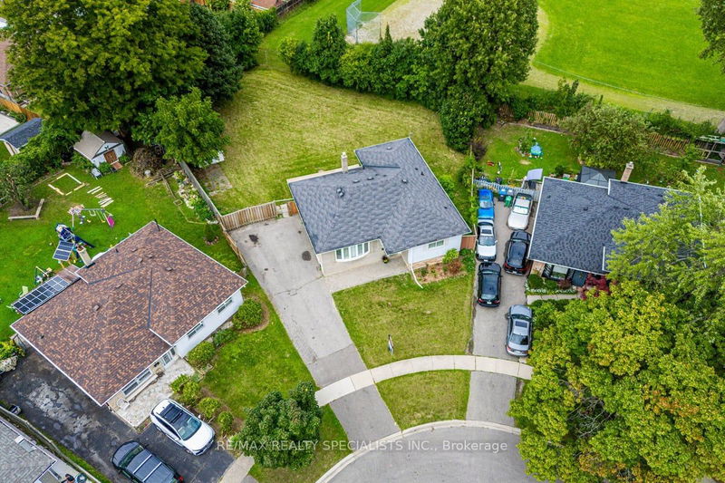 24 Parkway Ave  Brampton, L6X 2G4 | Image 33