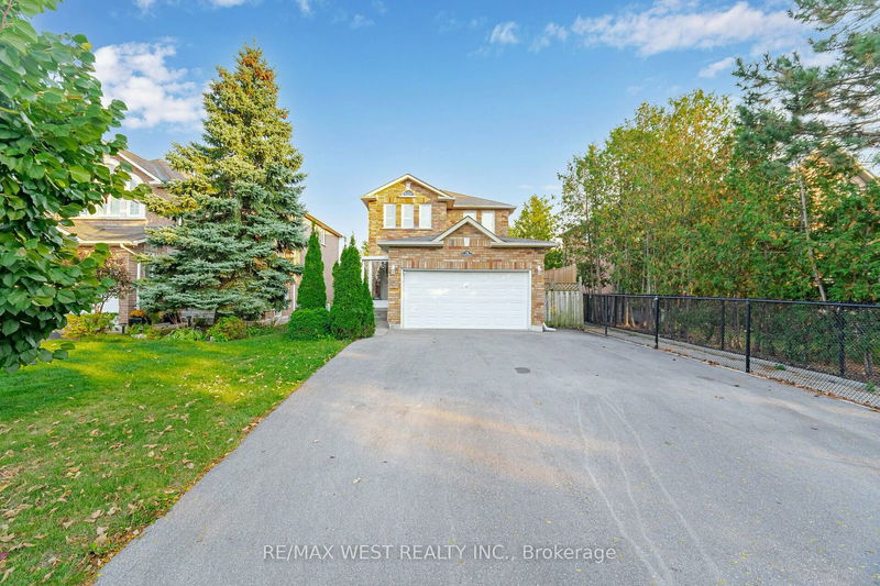 75 Fountainbridge Dr  Caledon, L7E 1V6 | Image 2