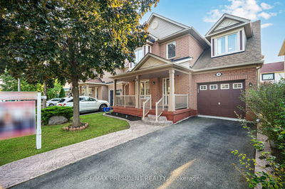 30 Marshmarigold Dr  Brampton, L7A 2S7 | Image 1