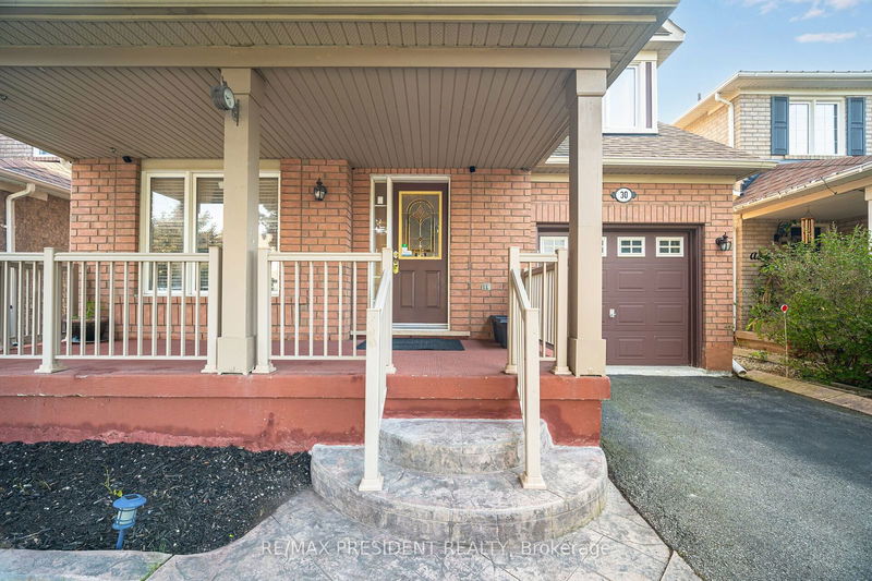 30 Marshmarigold Dr  Brampton, L7A 2S7 | Image 5