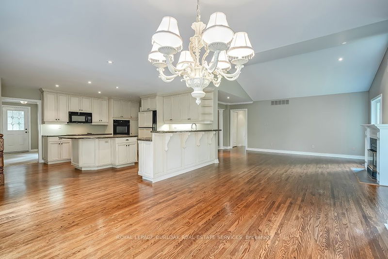 225 Wilton St  Burlington, L7N 1V8 | Image 12