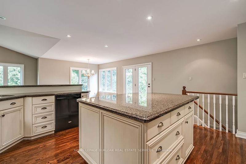 225 Wilton St  Burlington, L7N 1V8 | Image 13