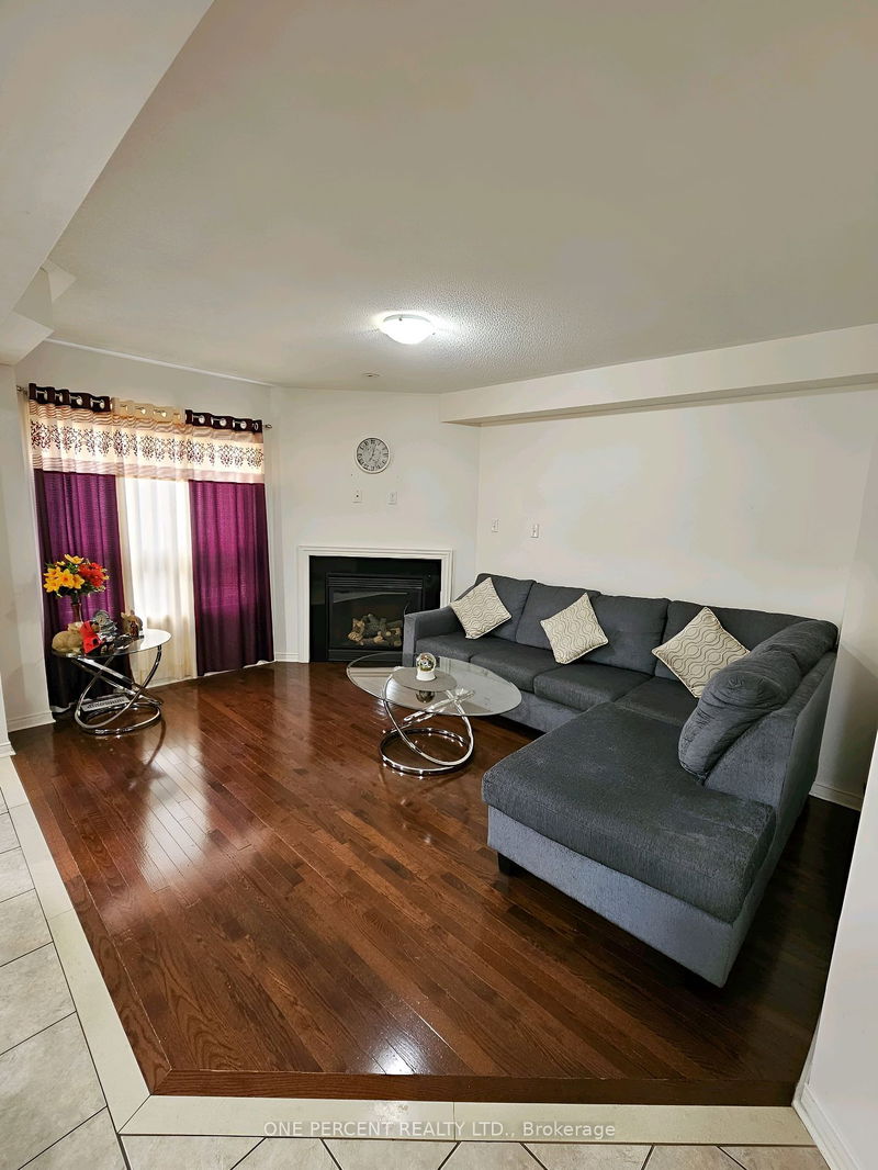 home for lease on 11 Bushmill Circle