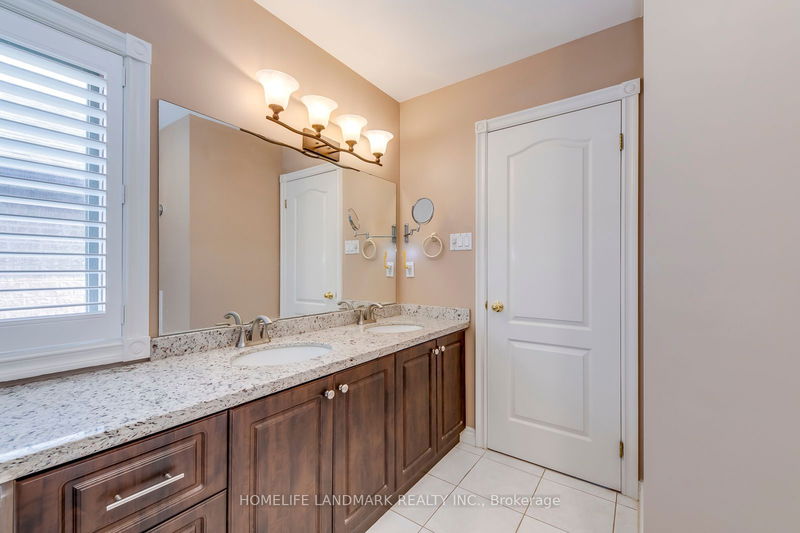 1636 Sagewood Crt  Mississauga, L5M 5M2 | Image 23