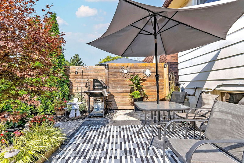 5006 Brady Ave  Burlington, L7L 3X6 | Image 32