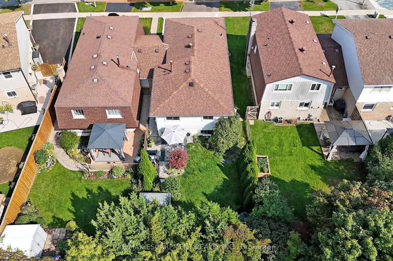 5006 Brady Ave  Burlington, L7L 3X6 | Image 36