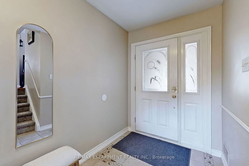 5006 Brady Ave  Burlington, L7L 3X6 | Image 5