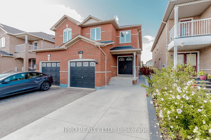 home for lease on 7156 Village Walk