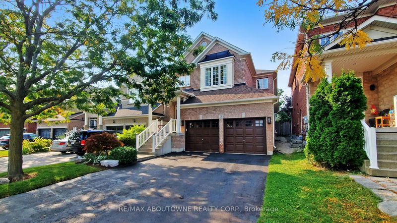 14 Saffron Cres  Brampton, L6S 6H5 | Image 2