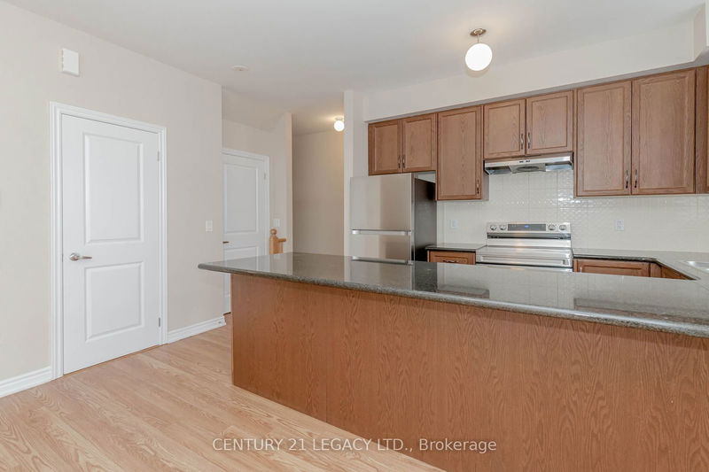  308 - 10 Halliford Pl  Brampton, L6P 0N5 | Image 6