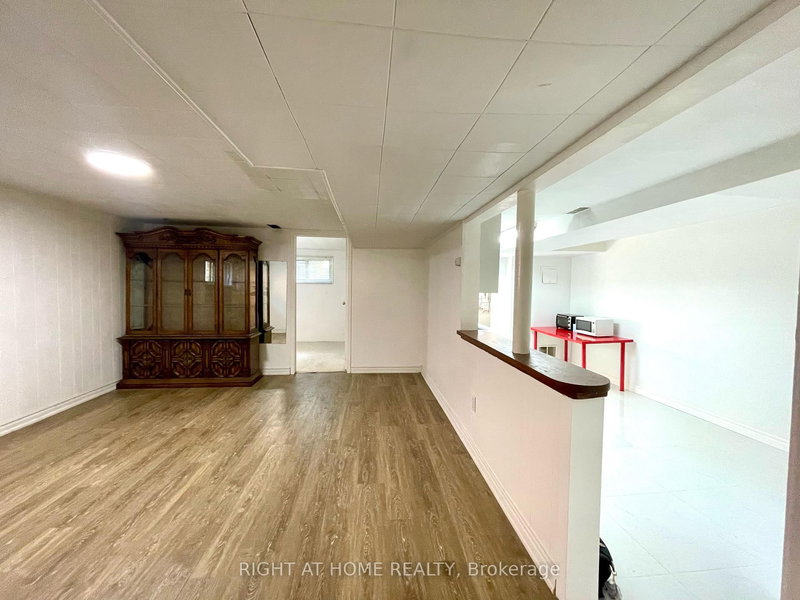 Bsmt - 3264 Fieldgate Dr, Mississauga, L4X 2H7 | Image 3