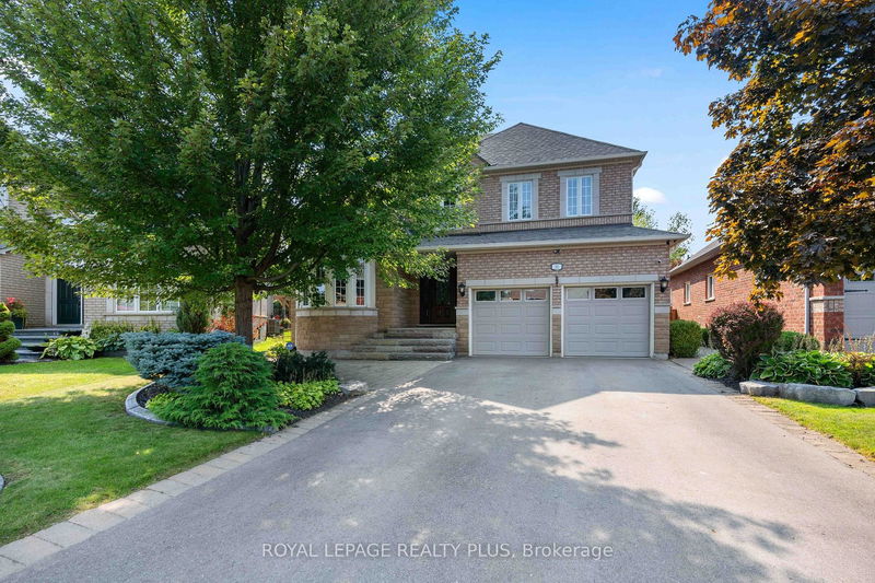 11 Treeview Cres  Caledon, L7C 1E2 | Image 1