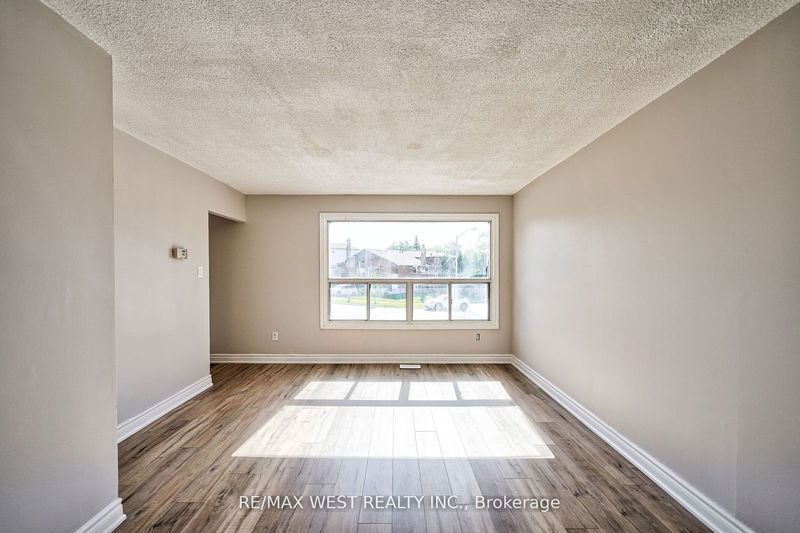 13 Skegby Rd N Brampton, L6V 2T8 | Image 7