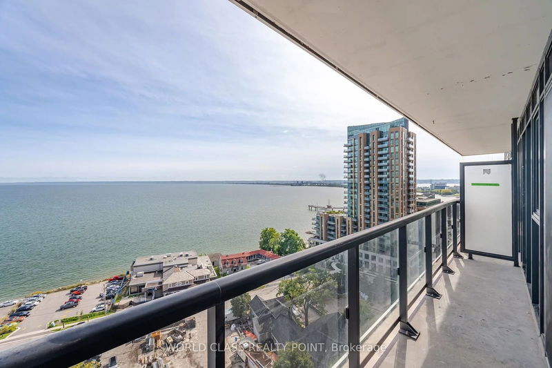 home for lease on 1504-370 martha Street