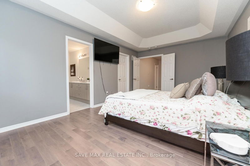 37 Upper Canada Crt  Halton Hills, L7G 0L1 | Image 14