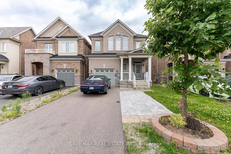 37 Upper Canada Crt  Halton Hills, L7G 0L1 | Image 2