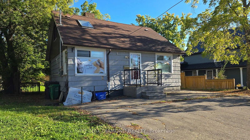 23 Pearl St, Mississauga, L5M 1X1 | Image 2