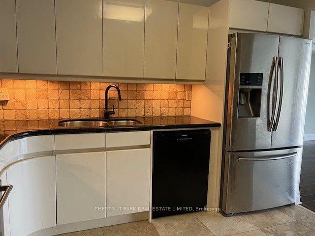 home for lease on 1404-1400 Dixie Road