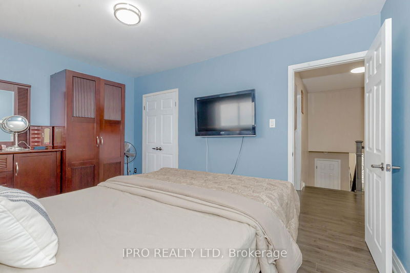 3320 Morningstar Dr  Mississauga, L4T 1X7 | Image 23