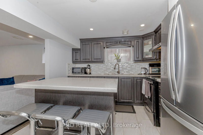 3320 Morningstar Dr  Mississauga, L4T 1X7 | Image 7