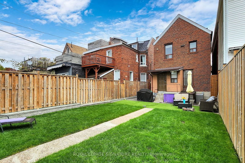 76 Westmoreland Ave  Toronto, M6H 2Z7 | Image 26