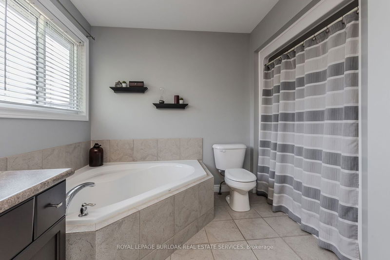 2339 Orchard Rd  Burlington, L7L 7E8 | Image 29