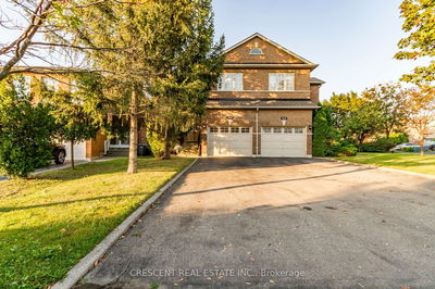 512 Cottagers Green Dr  Mississauga, L5B 4J3 | Image 1