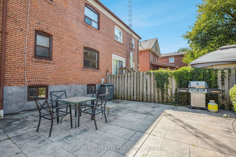 102 Stanley Ave  Toronto, M8V 1N9 | Image 36