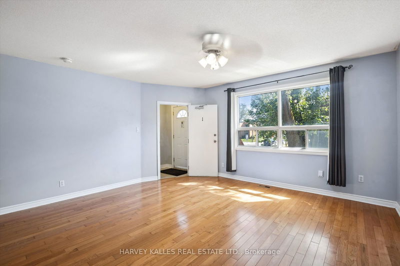 102 Stanley Ave  Toronto, M8V 1N9 | Image 5