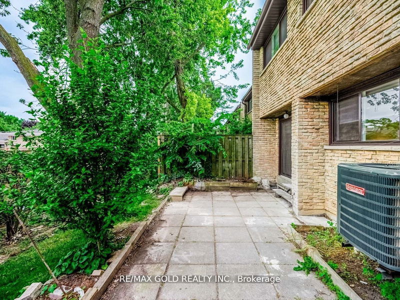  60 - 2605 Woodchester Dr  Mississauga, L5K 2E3 | Image 23