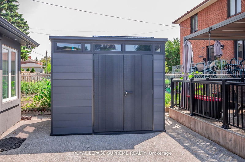 32 Cartwright Ave  Toronto, M6A 1T7 | Image 9