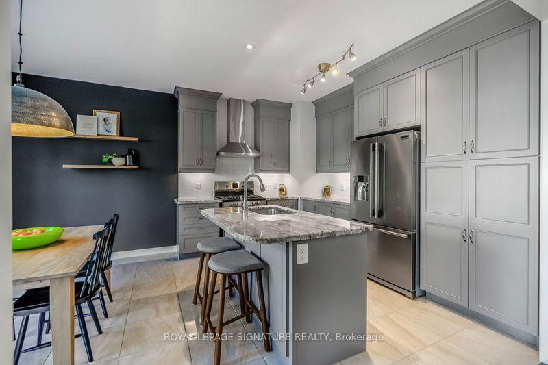 327 North Park Blvd  Oakville, L6M 1P9 | Image 11