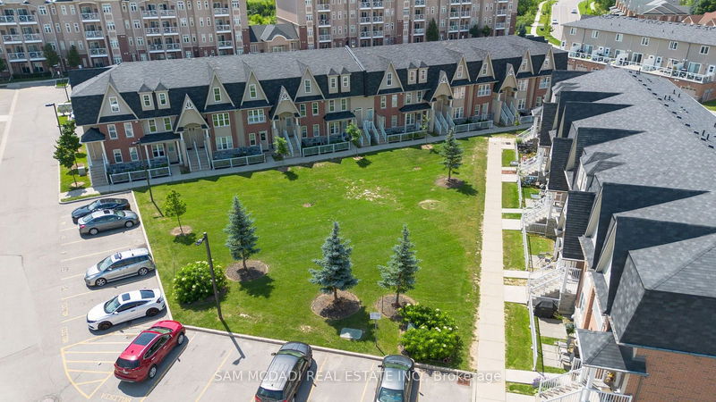 home for lease on 113-1380 Costigan Road