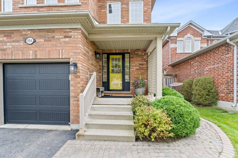 104 Forsyth Cres  Halton Hills, L7G 6G2 | Image 3