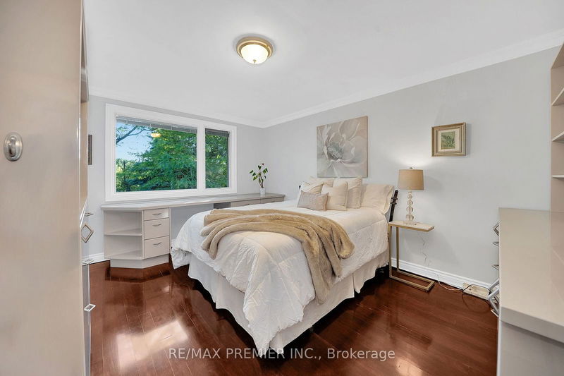 43 Edenvale Cres  Toronto, M9A 4A5 | Image 23