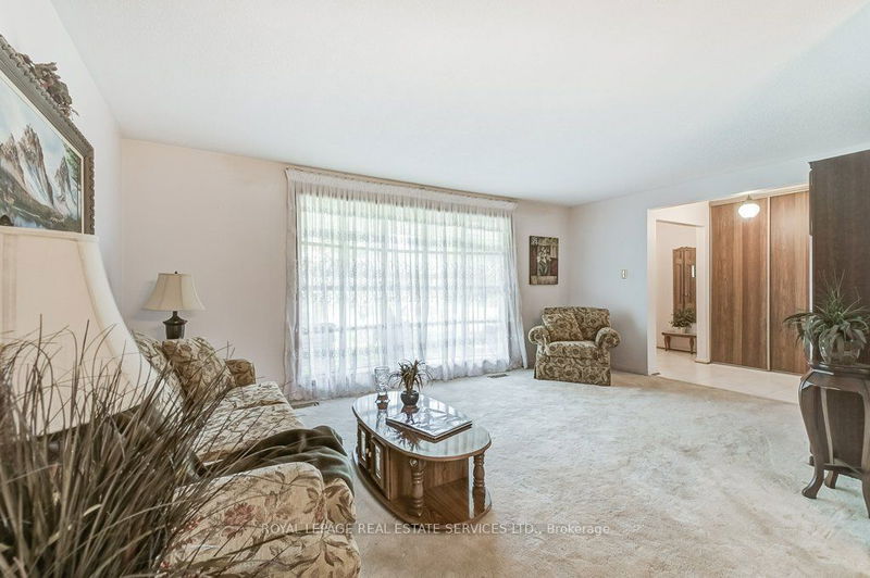 424 Donnybrook Rd  Oakville, L6J 4Y3 | Image 6