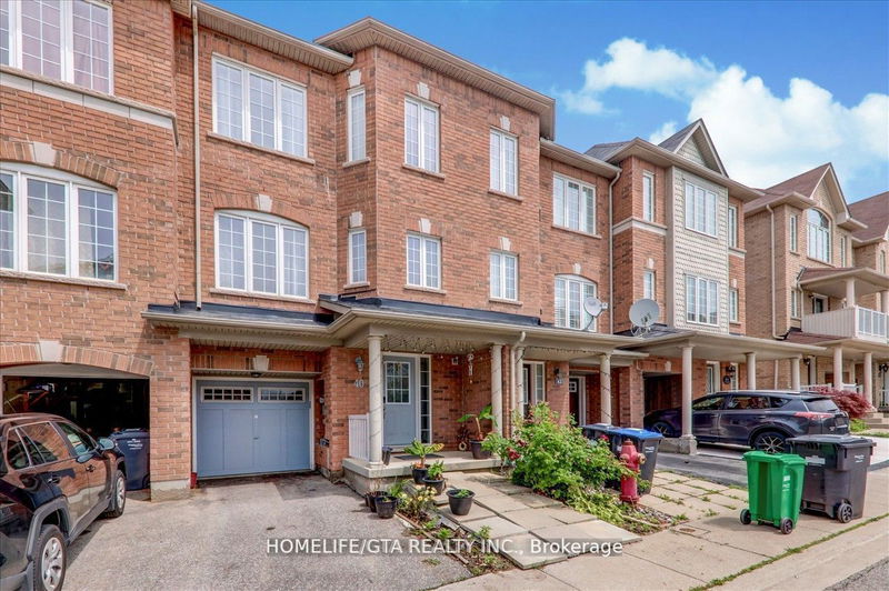 40 Arizona Dr  Brampton, L6Y 0T6 | Image 2