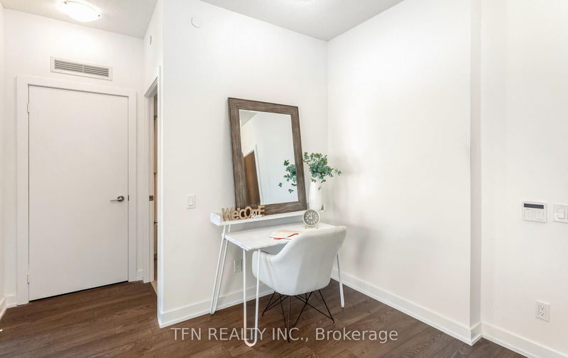  1611 - 251 Manitoba St  Toronto, M8Y 0C7 | Image 21