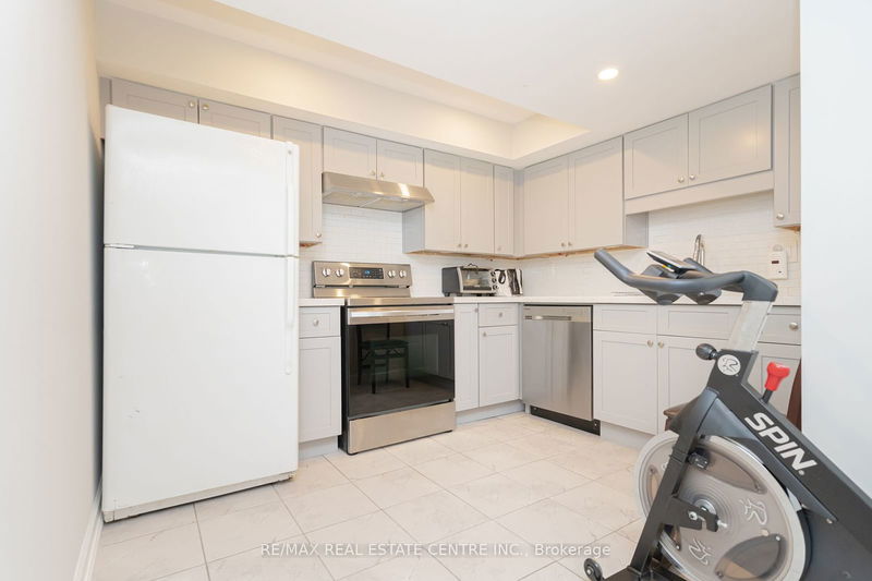 3 Candy Cres  Brampton, L6X 3T8 | Image 31