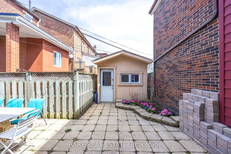 127 Greenlaw Ave  Toronto, M6H 3V9 | Image 36