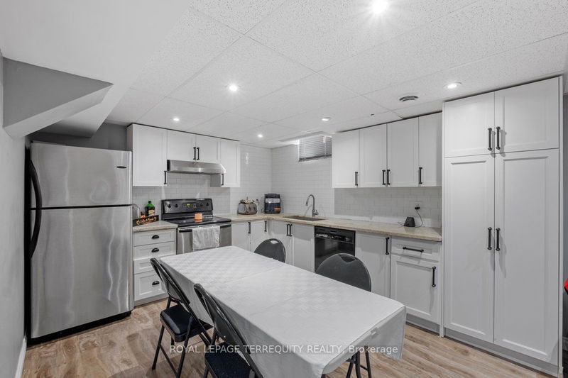 26 Regis Circ  Brampton, L6P 1Y8 | Image 30