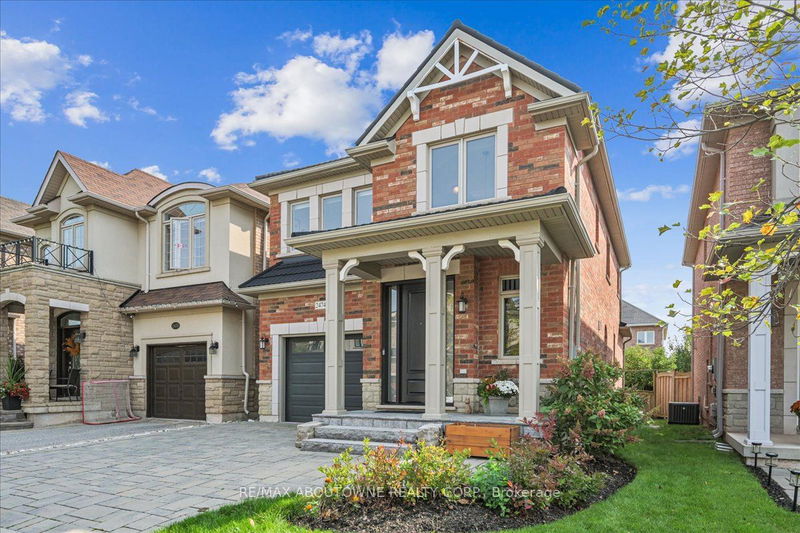 2474 Kwinter Rd  Oakville, L6M 0K6 | Image 1