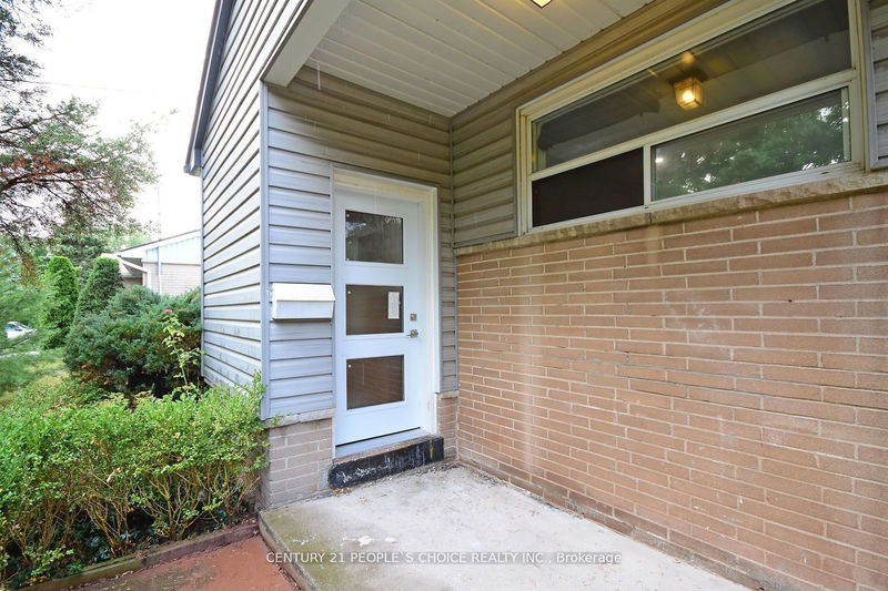 472 Samford Pl  Oakville, L6L 4E8 | Image 3